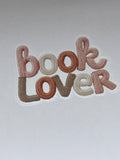 Book lover, faux yarn